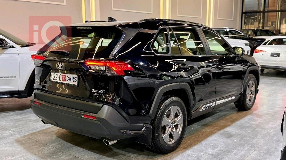 تويوتا راف 4